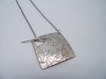 English silver necklace-clasp at the front-05