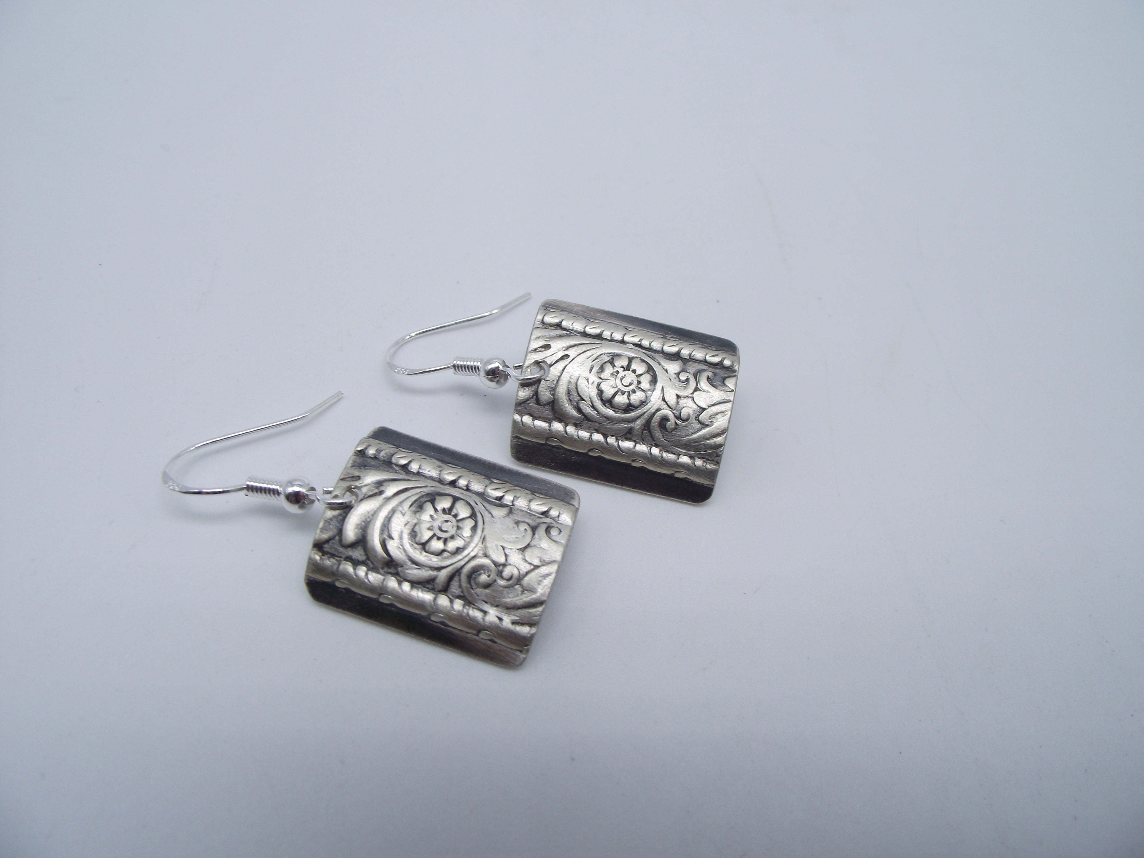 Embossed Collection-earrings-04