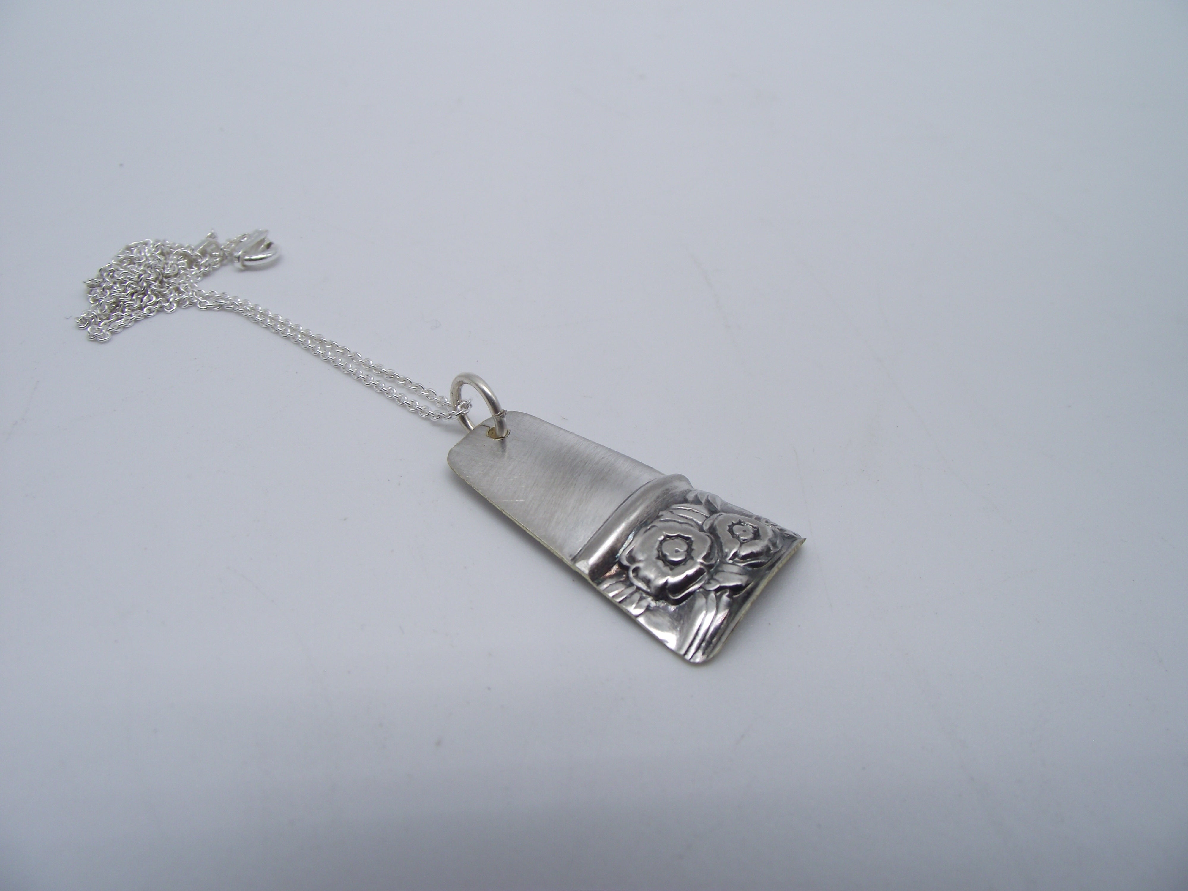 Embossed Collection Necklace-02
