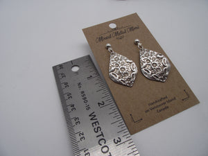 Knife-end silver earrings -04