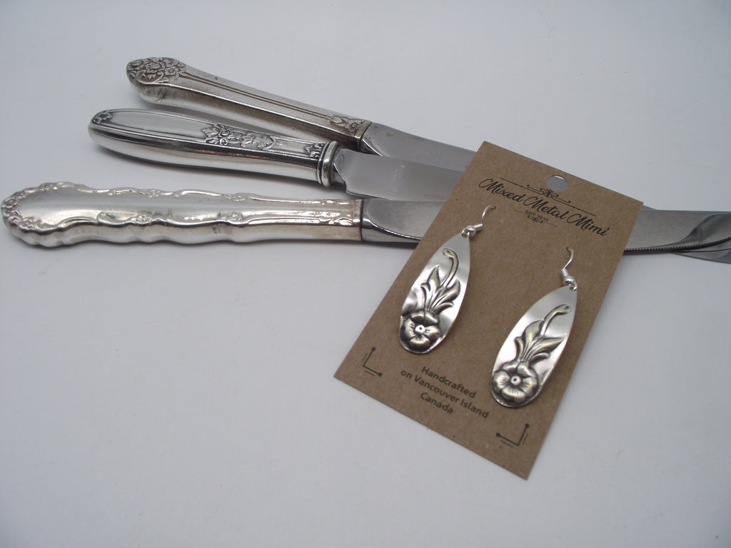 Knife-end silver earrings -07