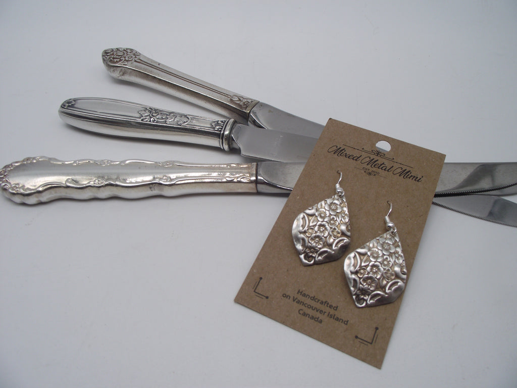 Knife-end silver earrings -10